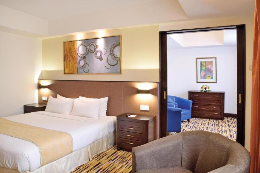 Hotel Royal Penang 4*
