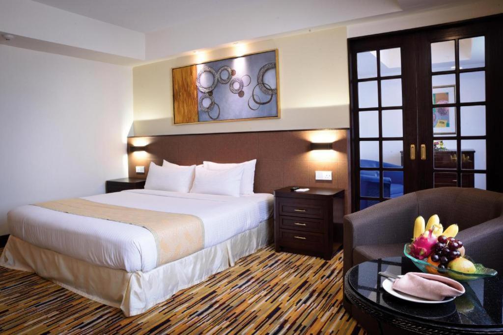 Royal Penang Hotel 4*
