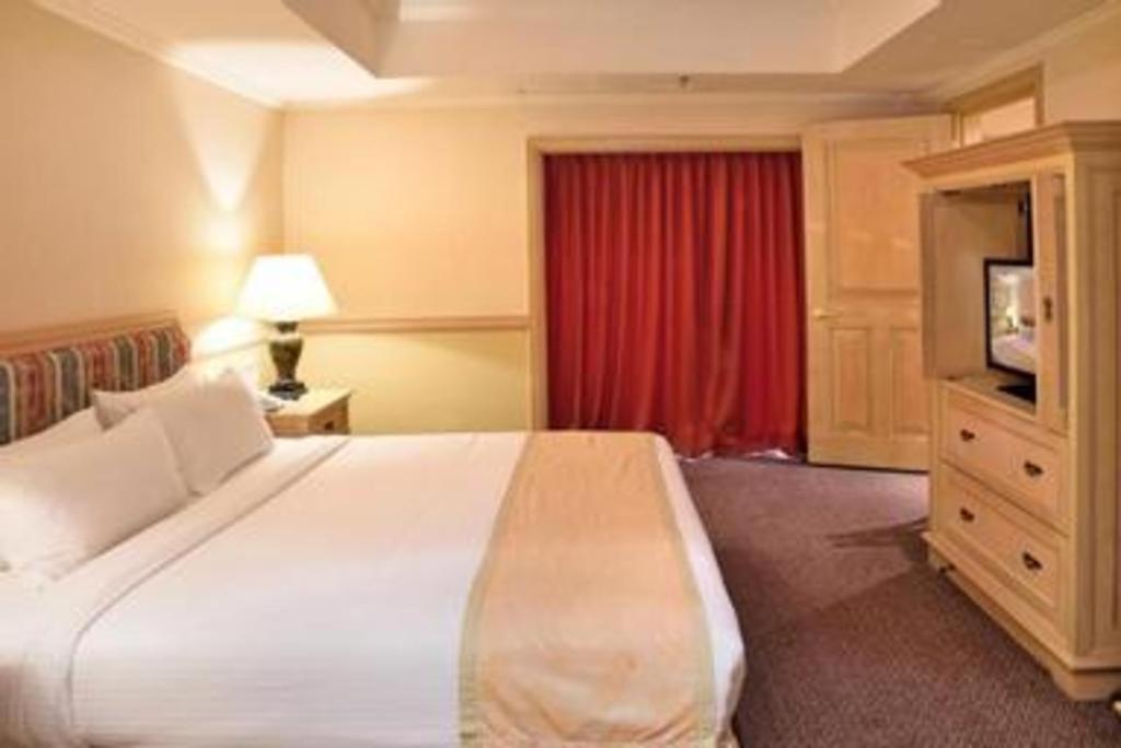Royal Penang 4*