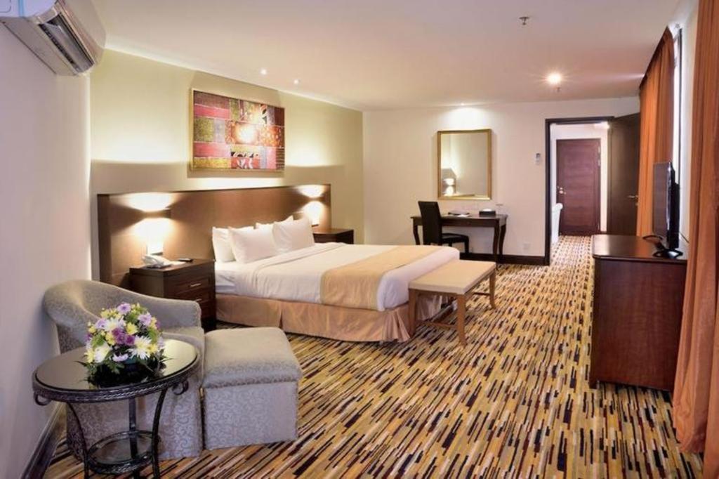 Hotel Royal Penang 4*